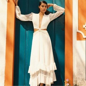 PatBO Plunge Lace Sleeve Maxi Dress in White (S)